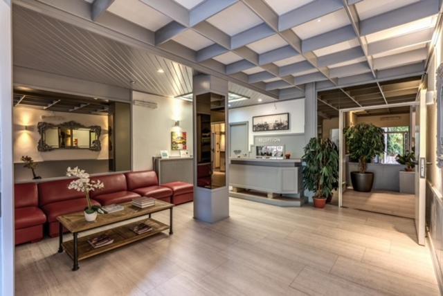 Magnolia Hotel